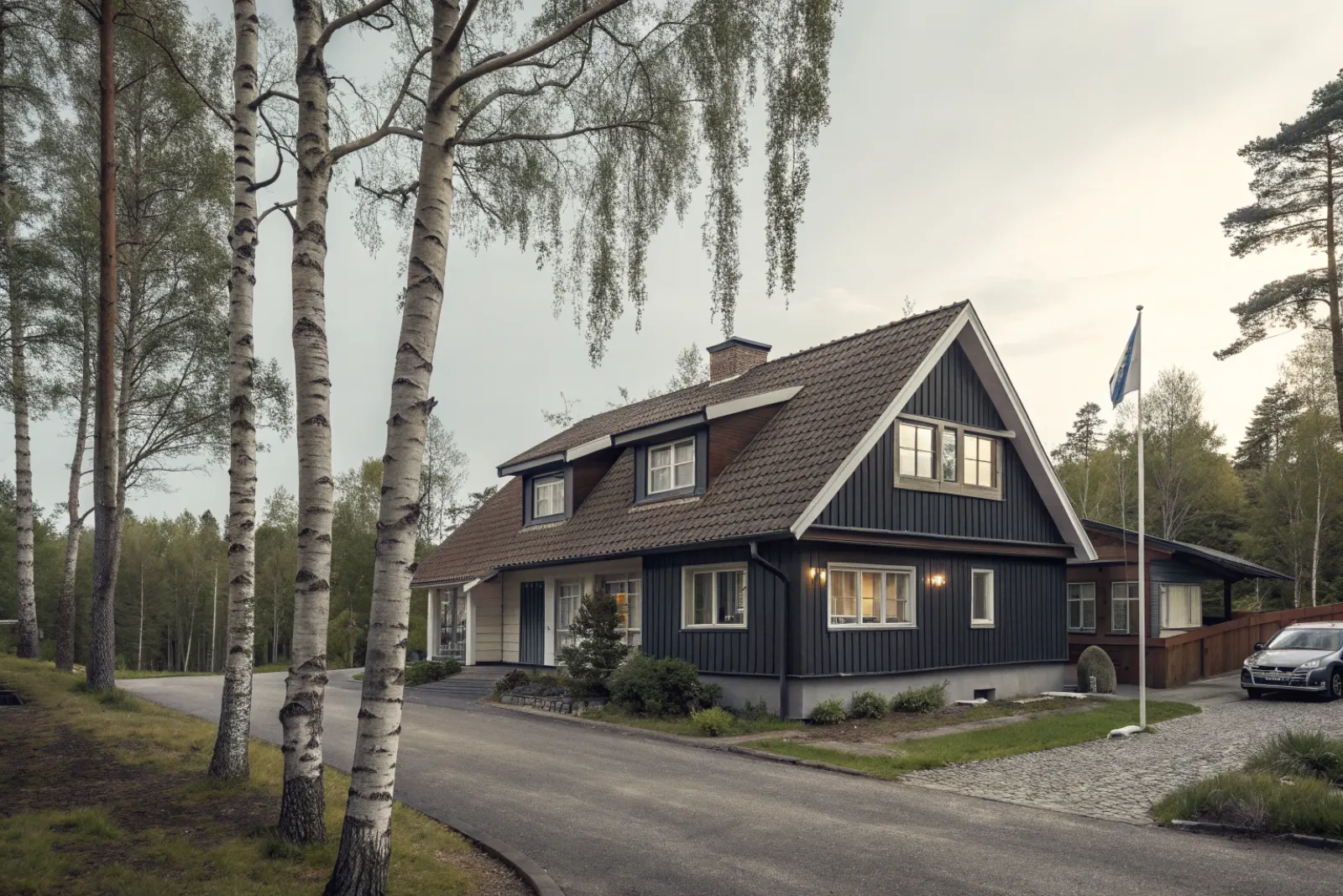 Villa från 1970-talet med bruna betongpannor, typisk för Vendelsö
